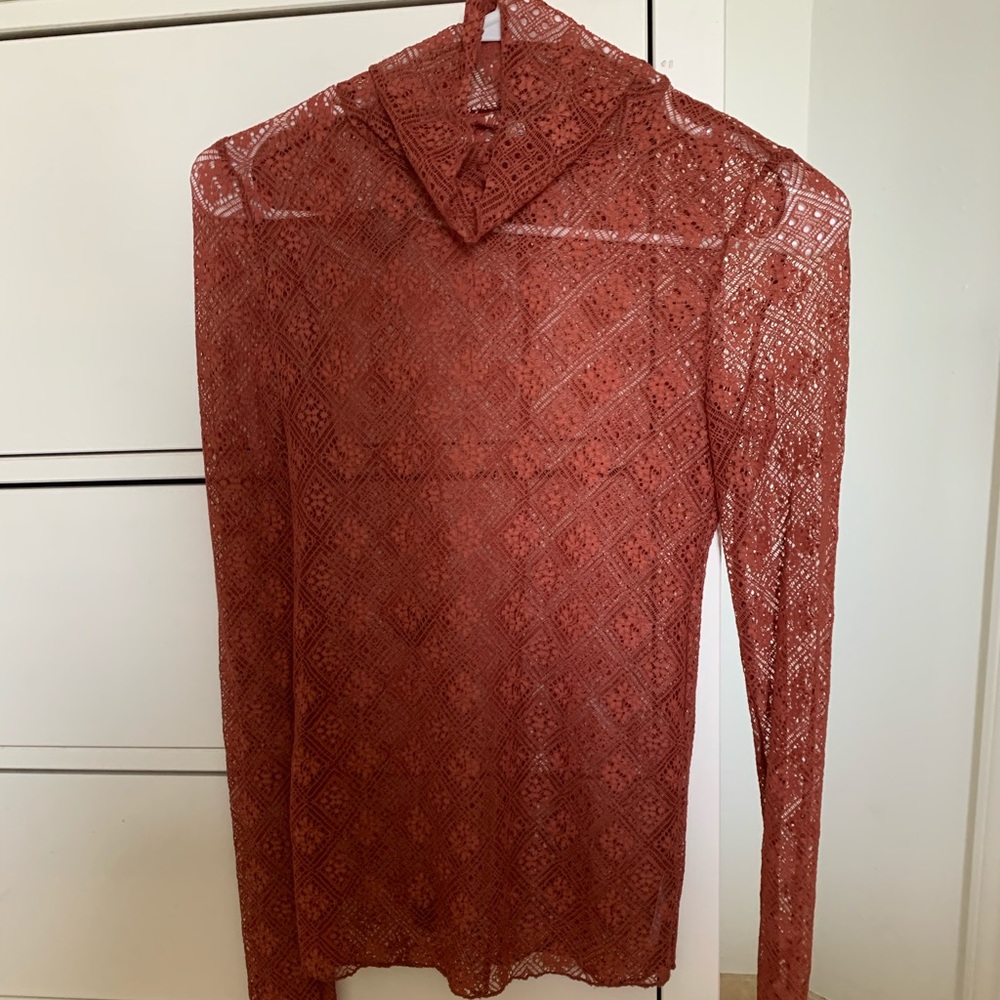 Lace top